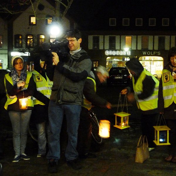 07.November 2011 0007.JPG - Mahnwache in Bredstedt am 7.11.2011 einen Abend bevor der Vermittlungsausschuss über das CCS Gesetz tagt